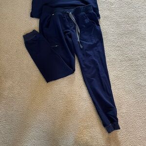 Navy Blue Figs Technical Collection Scrub Jogger Bottoms Size Medium/Tall
